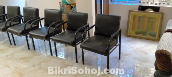 ১টা সেটে ৬টা চেয়ার